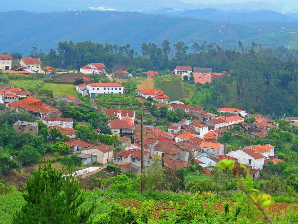 Villa Casa Eira Do Povo Vale de Colmeias Exterior foto